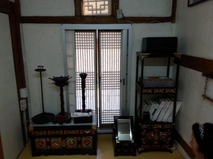 Hotel Goseong Choi Pilgan'S Old House Chambre photo